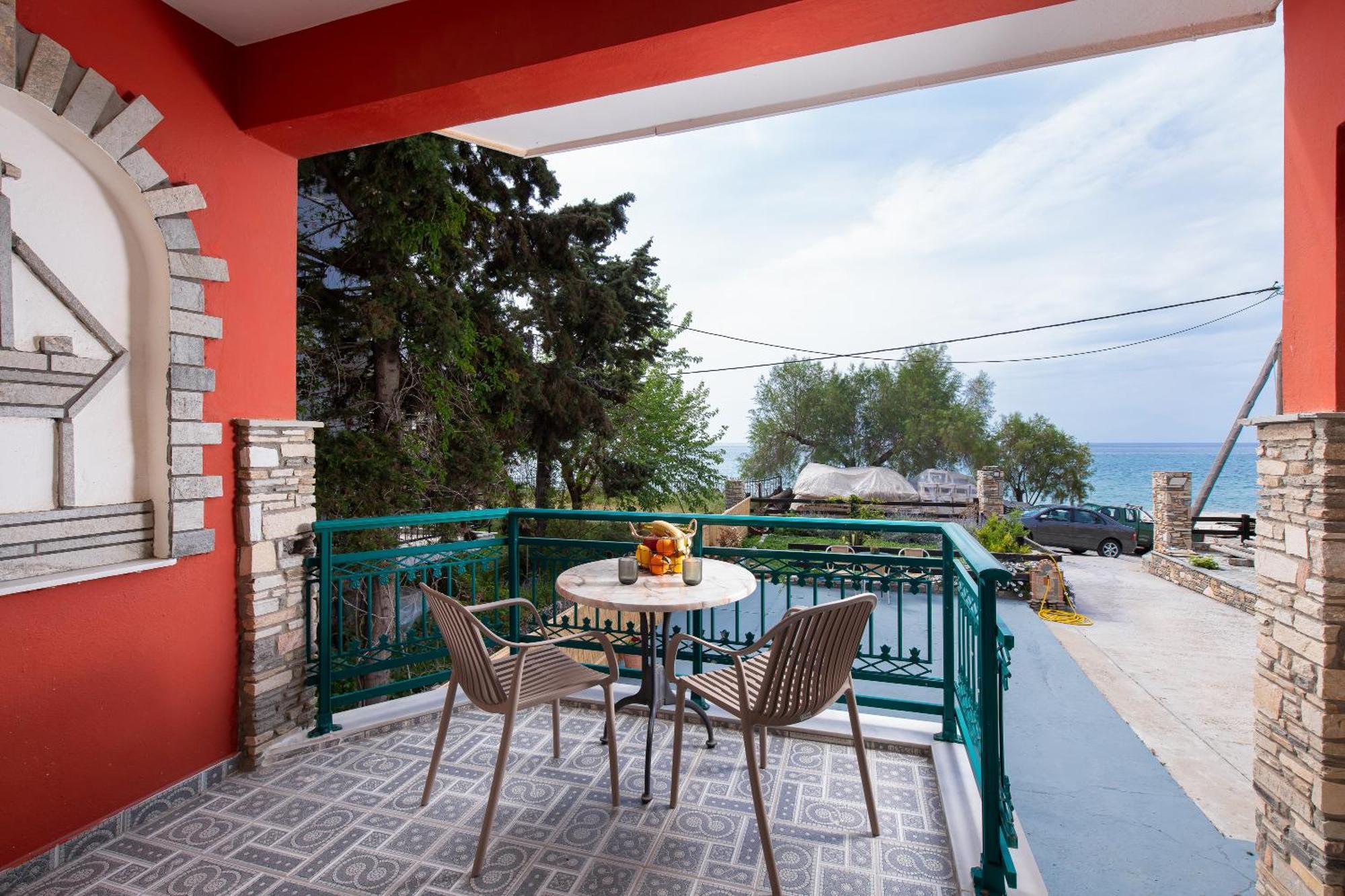 Castaway Suites - Studios Christos Limenaria  Dış mekan fotoğraf