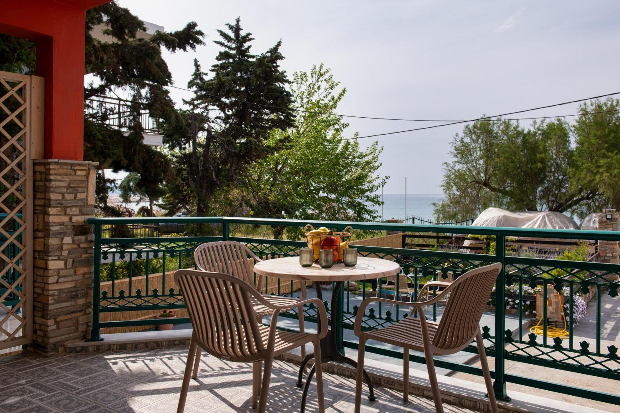 Castaway Suites - Studios Christos Limenaria  Dış mekan fotoğraf